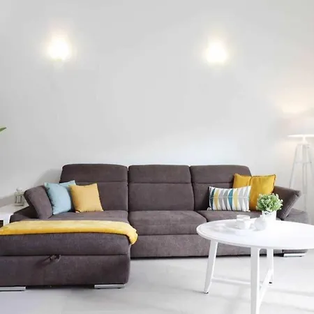 Charm & Pool And Beach & Wi-fi & Bbq & Golf & Albufeira Villa Olhos de Agua (Albufeira)