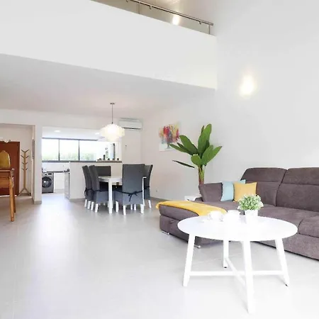 Charm & Pool And Beach & Wi-fi & Bbq & Golf & Albufeira *