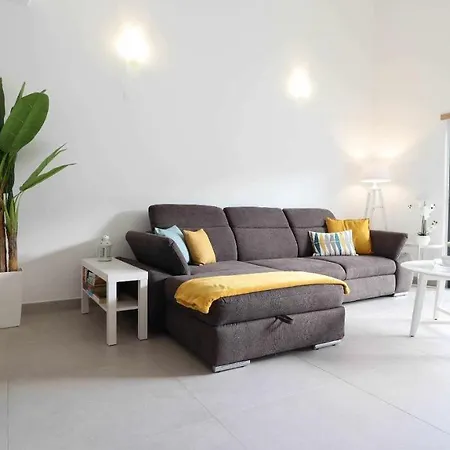 Charm & Pool And Beach & Wi-fi & Bbq & Golf & Albufeira Villa Olhos de Agua (Albufeira)